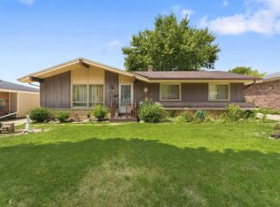 3831 S 93rd St, Milwaukee, WI 53228