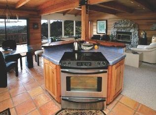 5052 Wildberry Ln, Soquel, CA 95073