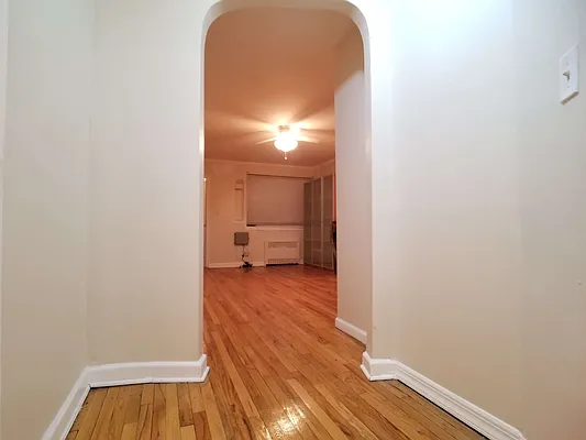 Rented by BRICK & GALO REALTY CORP | media 9