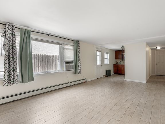 2nd image of 517 East Broadway