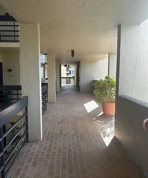 1085 Gulf Of Mexico Dr #203 — Photo 14