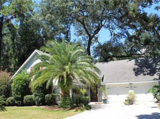 290 Wild Heron Rd, Saint Simons Island, GA 31522