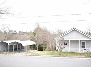 11 Pine St, Granite Falls, NC 28630