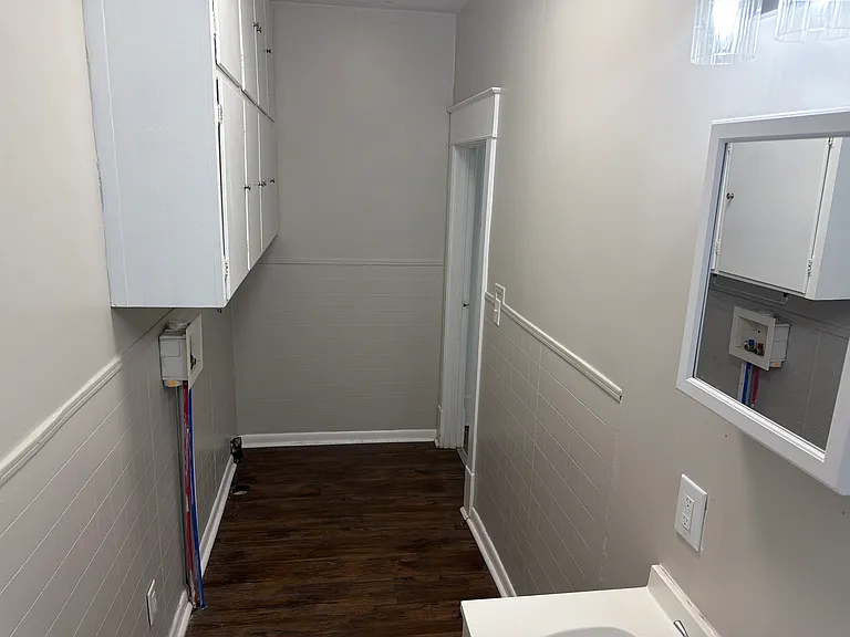 422 W Main St #1 — Photo 16