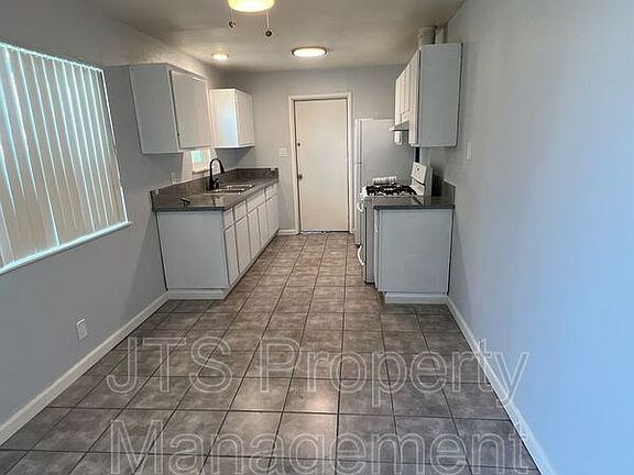 4th image of 7612 Denise St