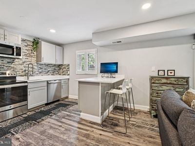 3300 S 28th St APT 403, Alexandria, VA, 22302