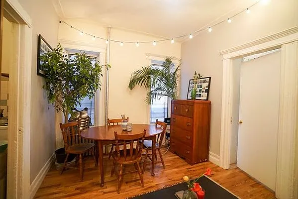 Rented by Signature Property Realty | media 37