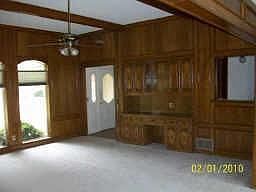 2nd image of 3321 Overland Dr