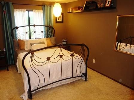 5th image of 3592 Homelawn Ave Unit 8