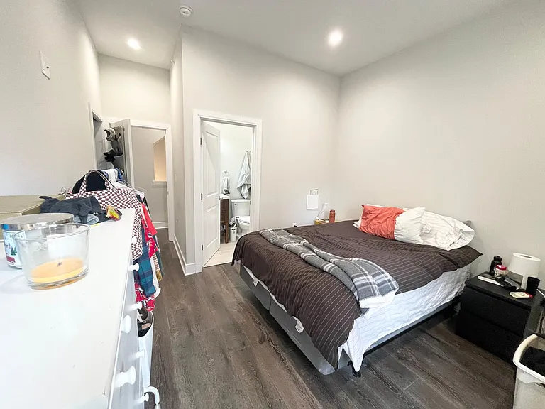 1229 N Franklin St #3 — Photo 15