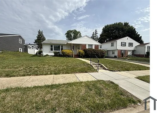 7910 Subet Rd — Photo 2