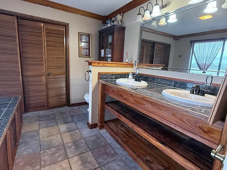 8174 False River Rd — Photo 15