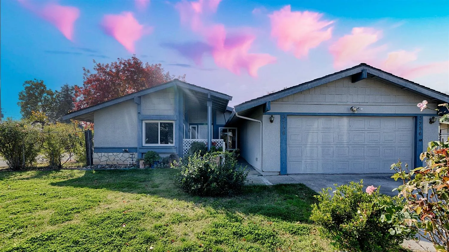 3256 Explorer Dr photo 1