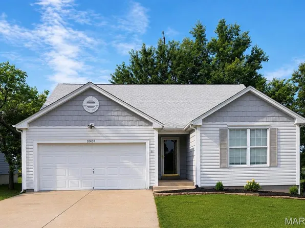 10437 Ashby Place Ln, Saint Ann, MO 63074