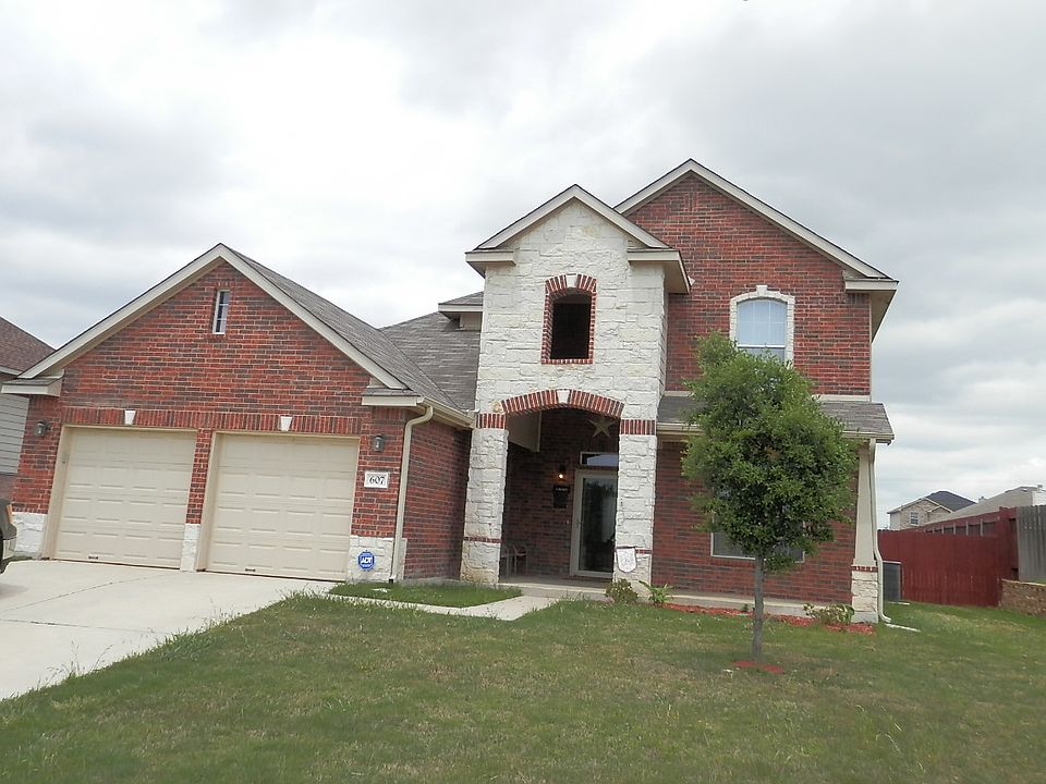 1st image of 607 Cattail Cir