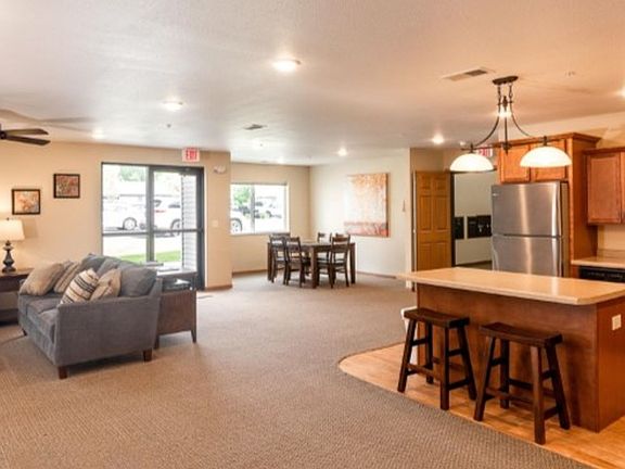 5th image of 9202 Zimmerly Ave #307