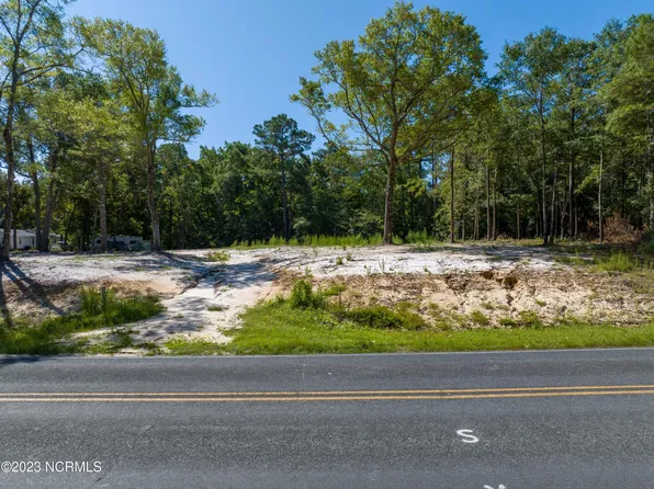 150 Wheeler Creek Road, Sneads Ferry, NC 28460