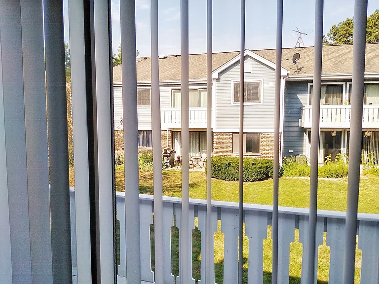 220 Oak Knoll Ct #B2 — Photo 18