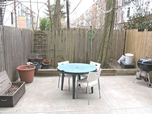 Rented by D'Andrea Craig Realty | media 14