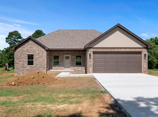 21 Mountain Grove Rd, Greenbrier, AR 72058