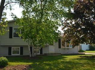 4207 Timothy St, Zion, IL 60099