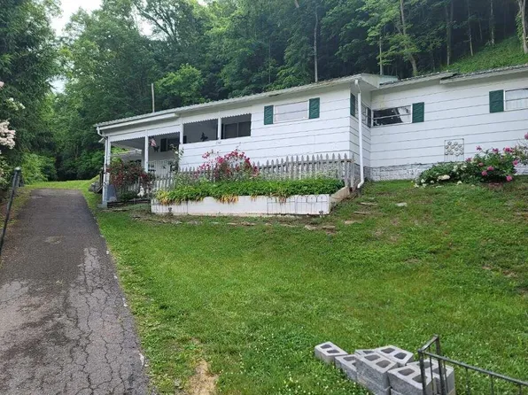 7541 State Route 3 #12, Talcott, WV 24981