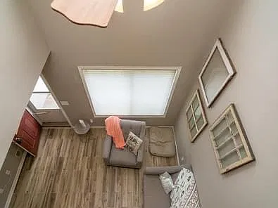 2 bed, 1.5 bath, 1204 sqft, $2,150 — Photo 2