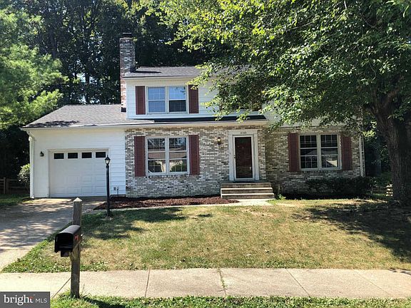 3rd image of 3155 Ironhorse Dr