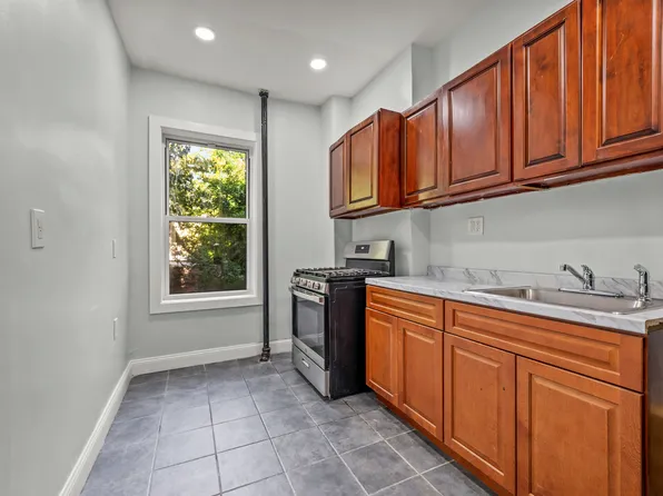 2023 Hughes Avenue image 6 of 63