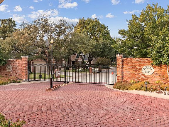 5th image of 1105 Ellison Park Cir