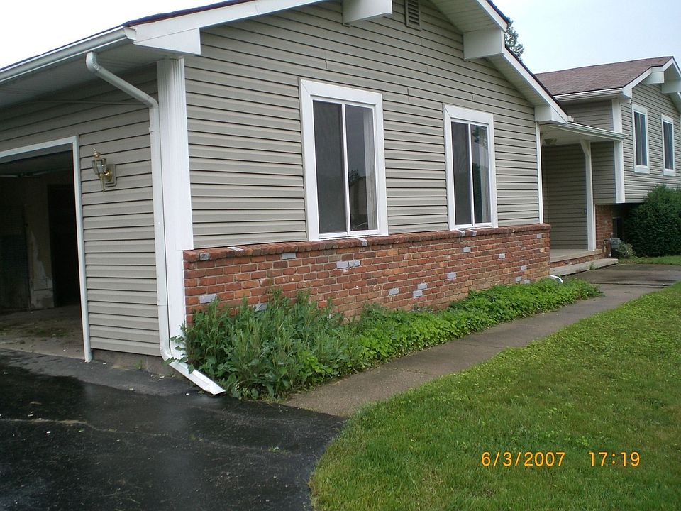 1st image of 29604 Greenboro St