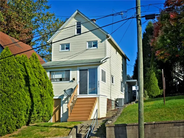 721 9th St, Irwin, PA 15642