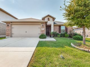 2221 Kingfisher St, Crandall, TX 75114