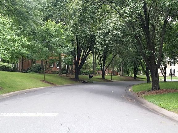 5th image of 2335 Wharton Ln
