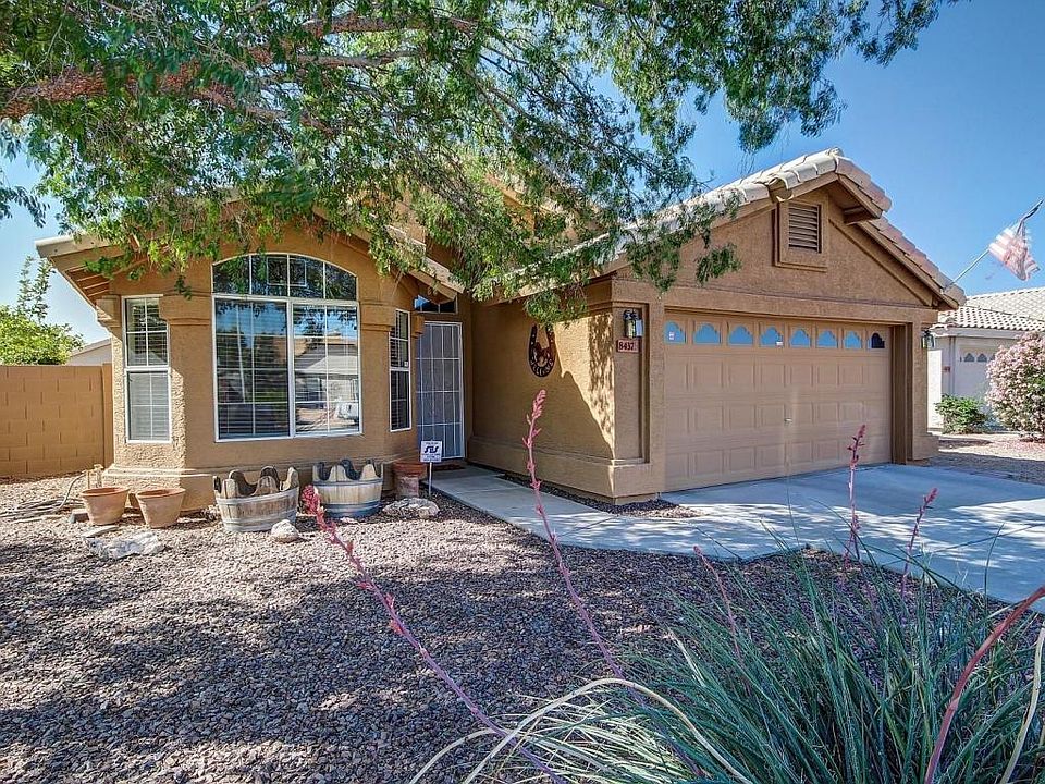 1st image of 8437 W Columbine Dr