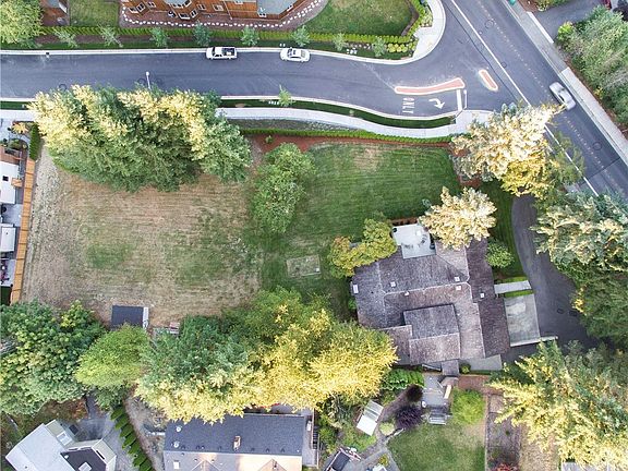 4th image of 16010 NE 51st St