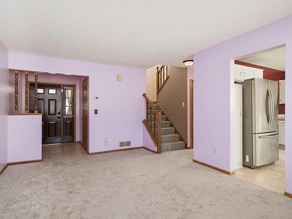 5th image of 479 Pleasure Creek Dr