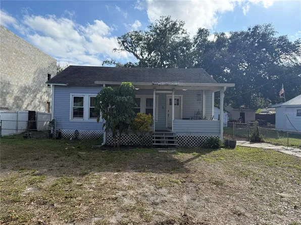 2703 Moody Ave, Plant City, FL 33563