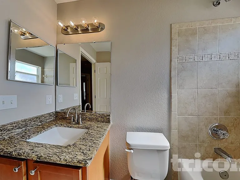 10752 Carloway Hills Dr — Photo 18