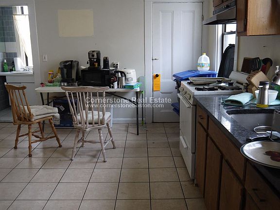 landlord_unit_photo_1