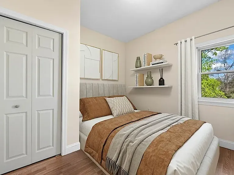 20 Holbrook Ave #1 — Photo 10