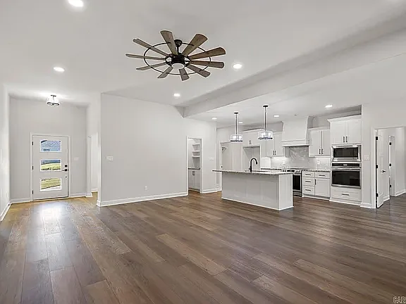 1000 Duke Dr — Photo 5
