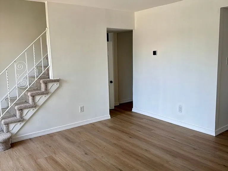 605 Cobble Creek Curv — Photo 3