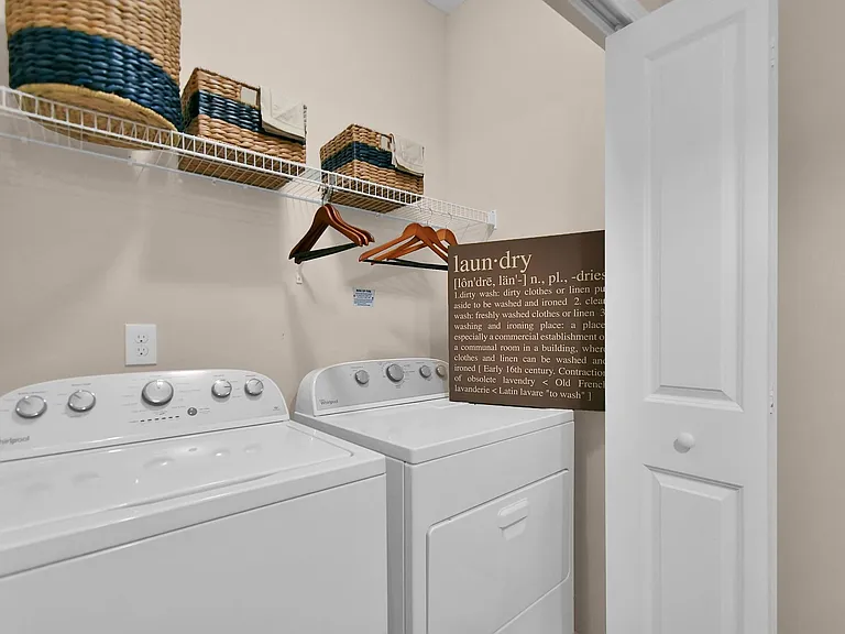 Crosspoint Apartments — Photo 5