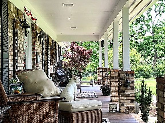 Front porch 