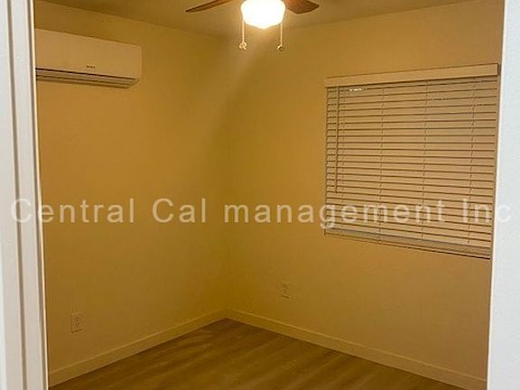 5th image of 10701 Williams St APT A