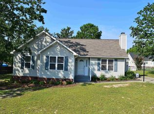 220 Kings Point Ct, Lexington, SC 29073