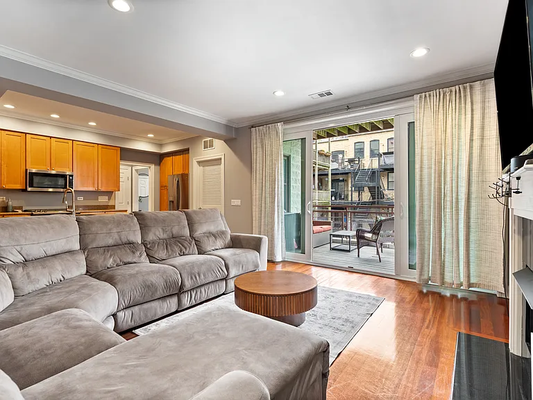 1056 W Lawrence Ave #2C — Photo 5