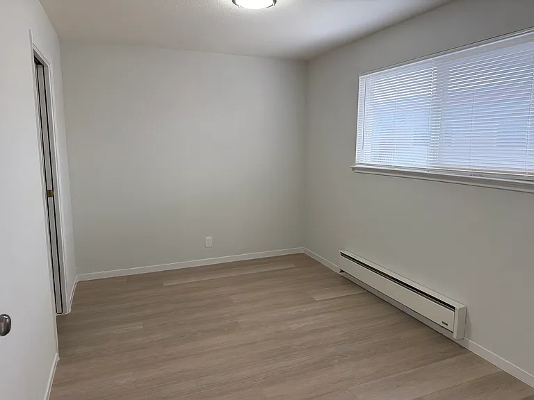 400 Monterey Blvd #5 — Photo 3