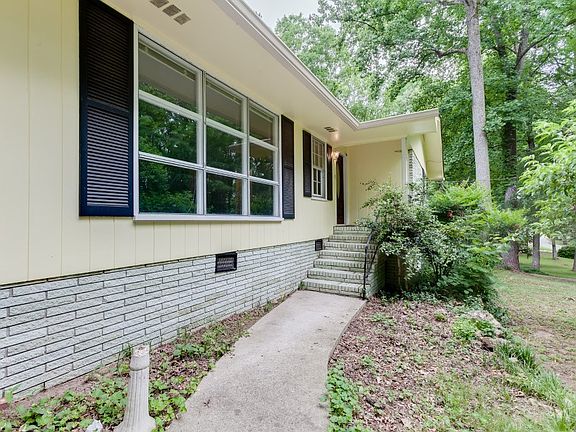 5th image of 70 Don Rich Dr